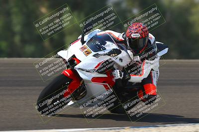 media/Sep-20-2025-TrackDaz (Sat) [[27f0cde673]]/A Group/11am (Turn 2)/